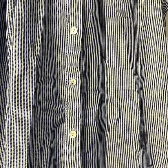 Neiman Marcus Pinstripe Sleeveless Button Down Flowy Shirtdress - Picture 6 of 10